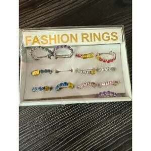 NIB Vintage Fashion Stretch Gem Tone Stackable Ring